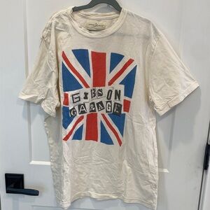 White Vintage Gibson Guitar T-Shirt